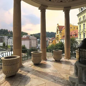 https://afrodita-aparthotel-spa.karlovyvary-hotels.com